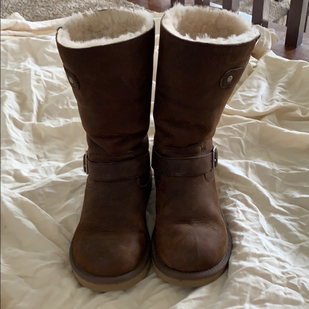 Ugg Kensington brown size 7